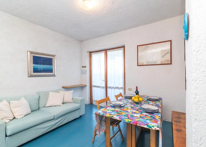 Daire Piazzetta Trilo Porto 30m From The - Happy